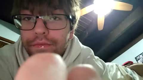 Snapshot of matt98strokesalot chatting on 12.12.24 matt98strokesalot online show from 12.12.24