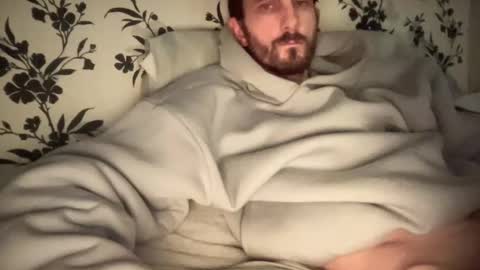 Snapshot of mattcarta chatting on 01.12.25 mattcarta online show from 01.12.25