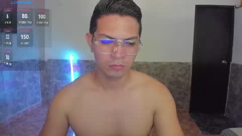 Snapshot of mattcoom chatting on 06.13.26 Matt Coom Independent model online show from 06.13.26