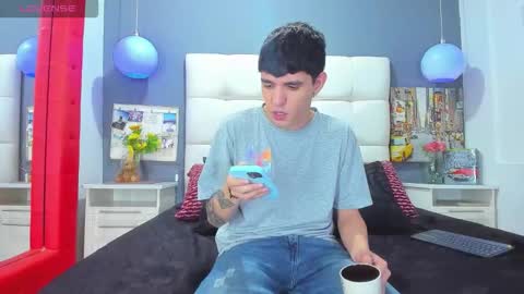 ---Matteo--- online show from 10.28.25