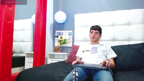 ---Matteo--- online show from 10.30.25