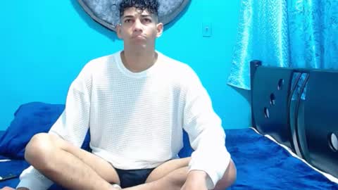 matthew_hawk19 online show from 02.01.25