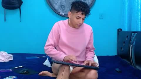 matthew_hawk19 online show from 02.11.25