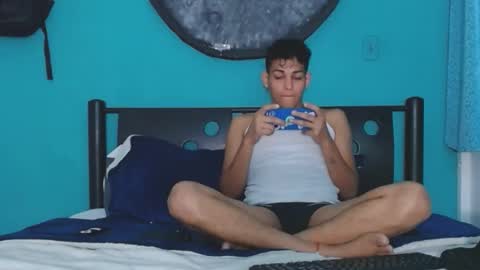 matthew_hawk19 online show from 02.17.25