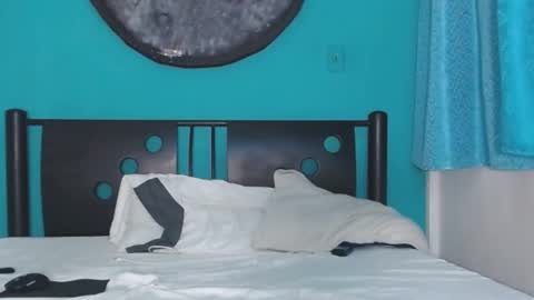 matthew_hawk19 online show from 02.17.25