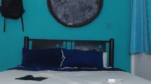 matthew_hawk19 online show from 02.18.25