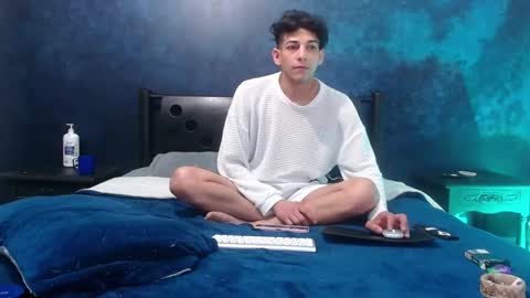 matthew_hawk19 online show from 01.08.26