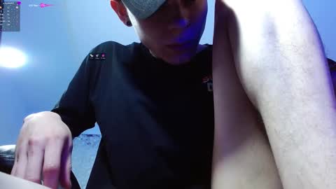 Snapshot of matthewboy_ chatting on 12.21.24 MatthewBoy online show from 12.21.24