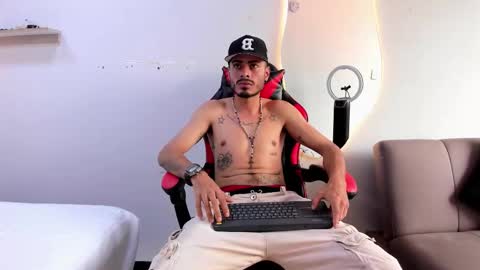 Snapshot of matthewcullenn chatting on 01.07.26 Matthew online show from 01.07.26