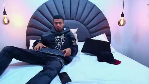 Snapshot of matthewcullenn chatting on 01.13.26 Matthew online show from 01.13.26