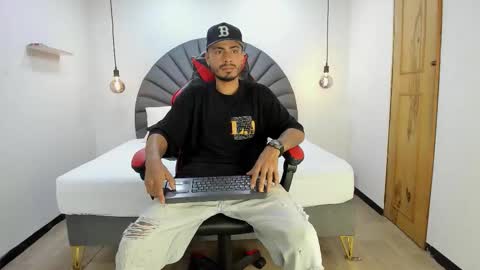 Snapshot of matthewcullenn chatting on 01.15.26 Matthew online show from 01.15.26