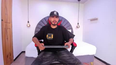 Snapshot of matthewcullenn chatting on 02.03.26 Matthew online show from 02.03.26