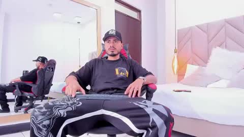 Matthew online show from 05.03.26