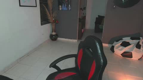 mattias     online show from 01.30.25