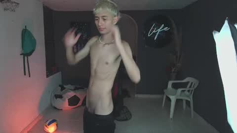 mattias     online show from 03.12.25