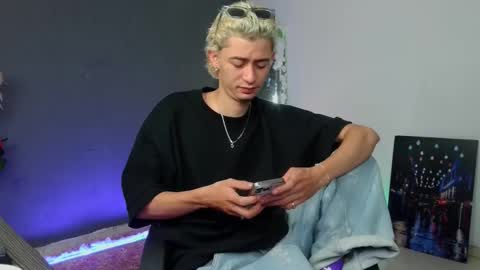 mattias     online show from 10.17.25