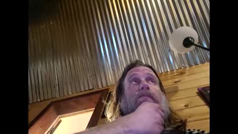 Snapshot of mattman82666 chatting on 01.01.25 mattman82666 online show from 01.01.25