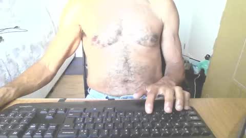 Snapshot of mattrudi chatting on 12.05.25 Matt R. online show from 12.05.25