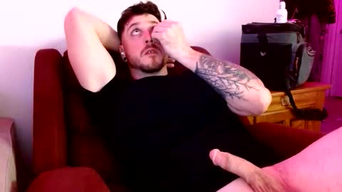 Snapshot of mattxxxceptional chatting on 05.03.26 mattxxxceptional online show from 05.03.26