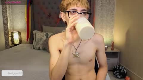 Snapshot of matty_spark chatting on 10.26.25 matty_spark online show from 10.26.25