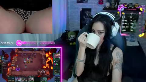 Snapshot of mature_gamer chatting on 09.25.25 Nath online show from 09.25.25