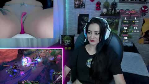 Snapshot of mature_gamer chatting on 11.04.25 Nath online show from 11.04.25