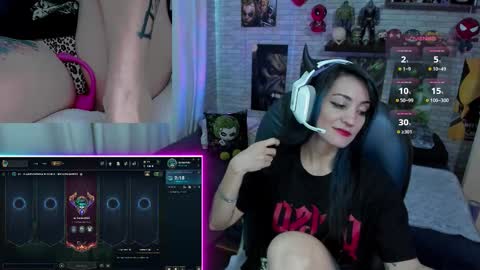 Snapshot of mature_gamer chatting on 11.05.25 Nath online show from 11.05.25