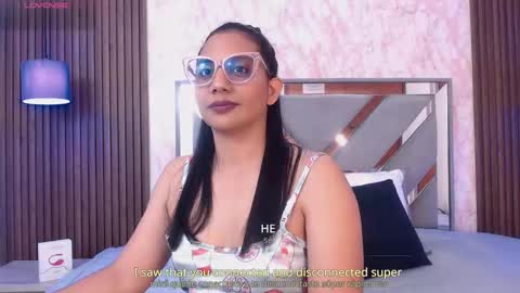 Snapshot of mature_london chatting on 10.14.25 MATURE LONDON online show from 10.14.25