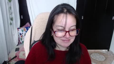 Snapshot of mature_wolf chatting on 12.19.24 Sonia online show from 12.19.24