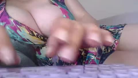 matureboobsbig online show from 03.19.26