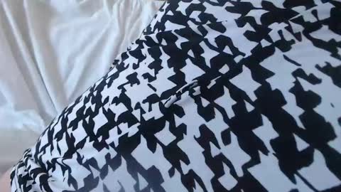 Desire online show from 01.17.25