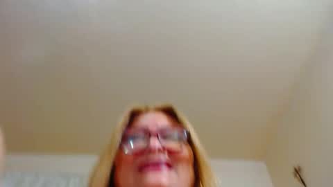 maturehot649 online show from 12.05.24