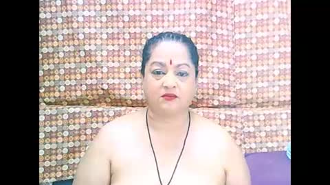 Snapshot of matureindian654u chatting on 06.01.26 matureindian654u online show from 06.01.26