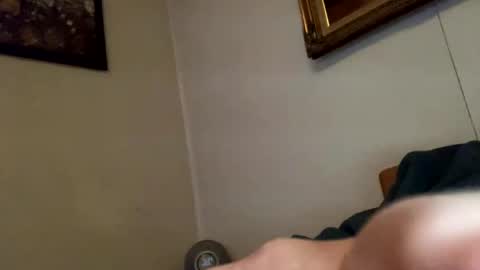 Snapshot of maturejerky chatting on 01.15.25 maturejerky online show from 01.15.25