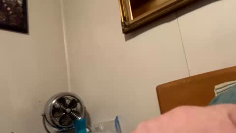 Snapshot of maturejerky chatting on 11.30.25 maturejerky online show from 11.30.25