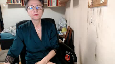 maturekate online show from 09.11.25