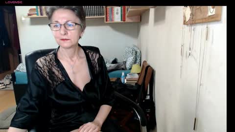 maturekate online show from 09.20.25