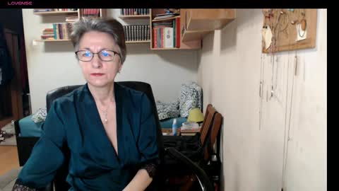 maturekate online show from 09.21.25