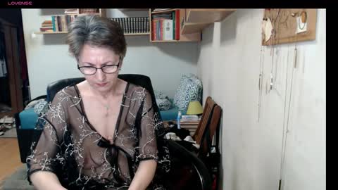 maturekate online show from 09.23.25