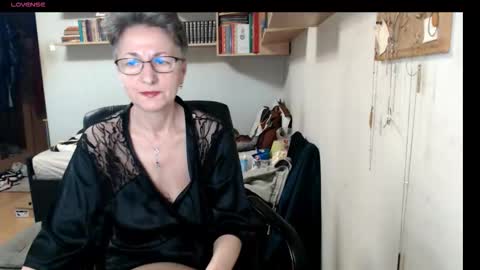 maturekate online show from 10.05.25