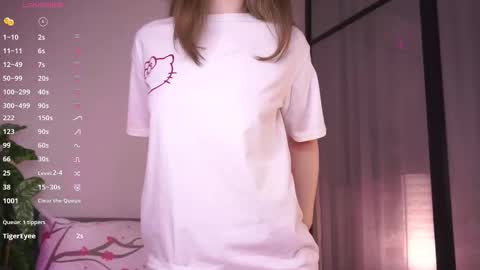 Lily online show from 11.03.25