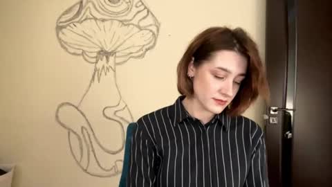 Mari online show from 11.26.25