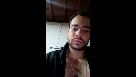 Snapshot of mauricioweeb chatting on 03.18.26 mauricioweeb online show from 03.18.26