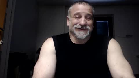 Snapshot of mauro1971 chatting on 04.21.26 mauro1971 online show from 04.21.26