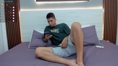 mauro_boy online show from 06.20.26