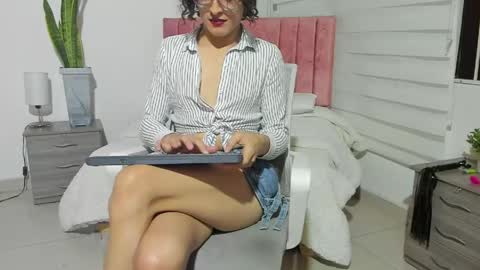 Snapshot of maverick_angel chatting on 05.02.26 Maverick online show from 05.02.26