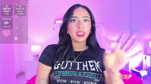 Snapshot of mavystar chatting on 02.01.25 Mavy online show from 02.01.25