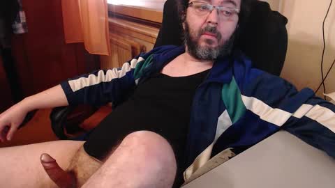 Max online show from 11.30.25