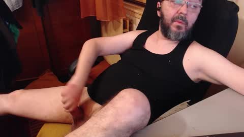 Max online show from 12.20.25