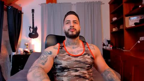 Snapshot of max_dic1 chatting on 01.20.25 max D. online show from 01.20.25